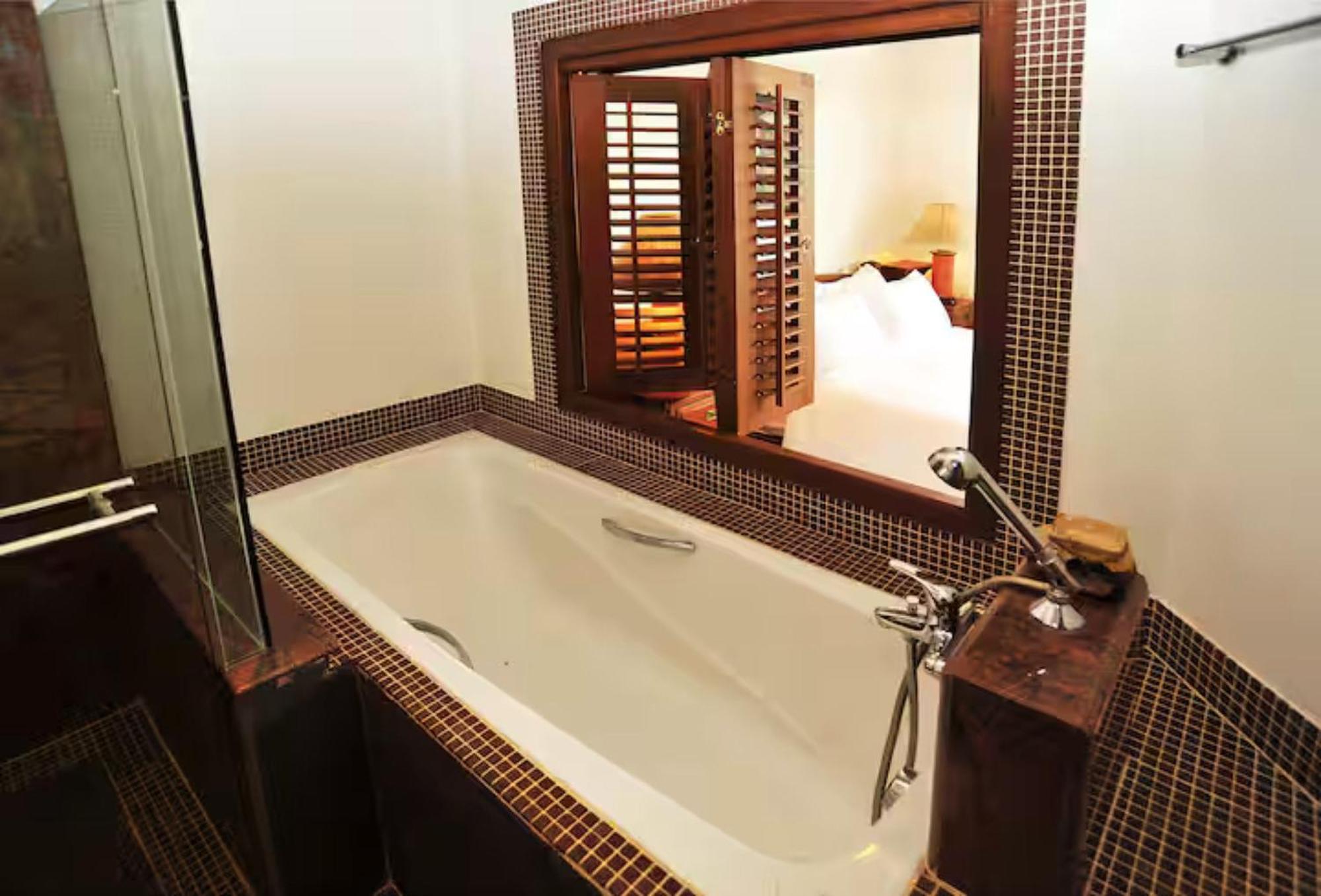 Thai Heritage Villa Melitta Bangrak Bohput, Beach, Pool, Seaviews, 6-Suite, Full Villa, Luxury, Aaa Location Koh Samui Exterior foto